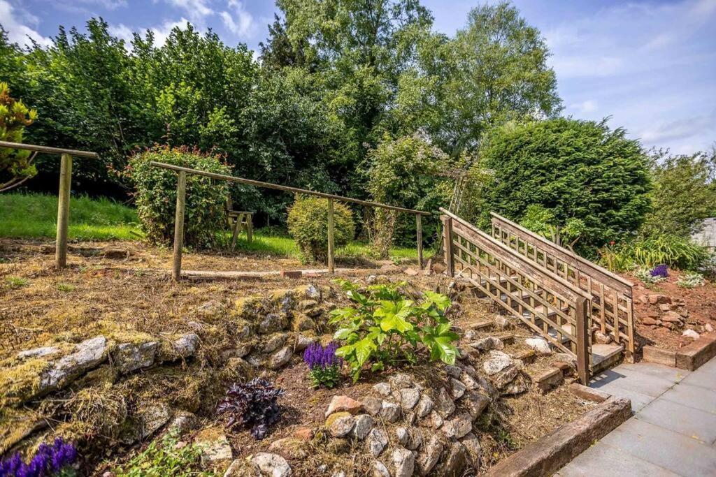 Bramblewood - Cosy Chic, Hot Tub, Close To Beach Stokeinteignhead المظهر الخارجي الصورة