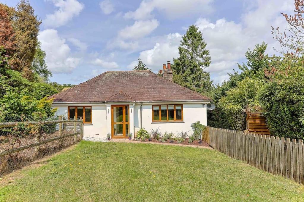 Bramblewood - Cosy Chic, Hot Tub, Close To Beach Stokeinteignhead المظهر الخارجي الصورة